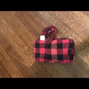 Small purse to hold phone and other belongings
